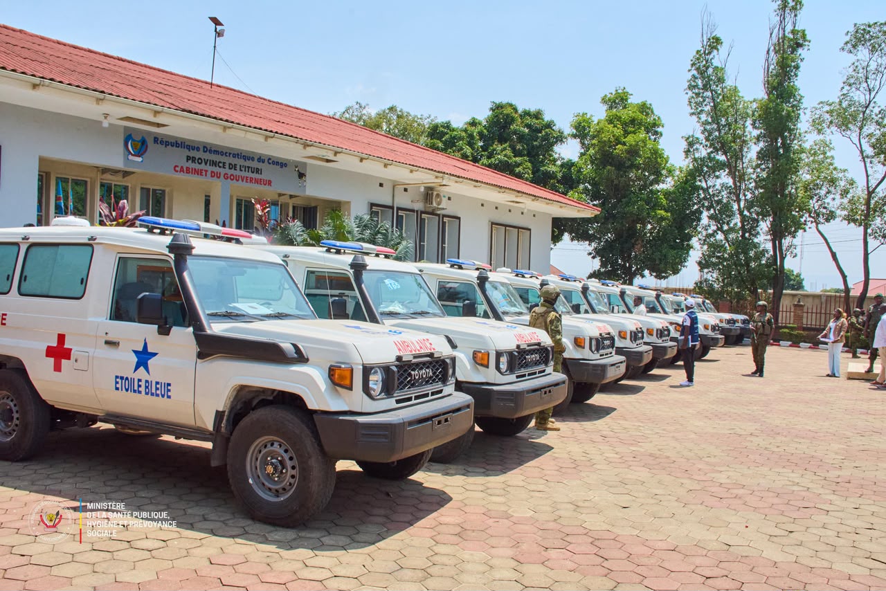 Ebola en Ituri : dix nouvelles ambulances renforcent la riposte, mais le défi logistique reste immense